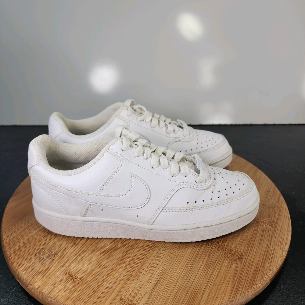 Womens Nike Court Vision Low Sz 6.5 010601 Triple White Leather Casual Sneakers